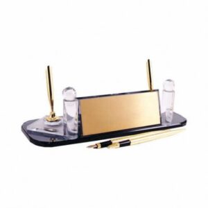 Kristal Masa İsimliği 